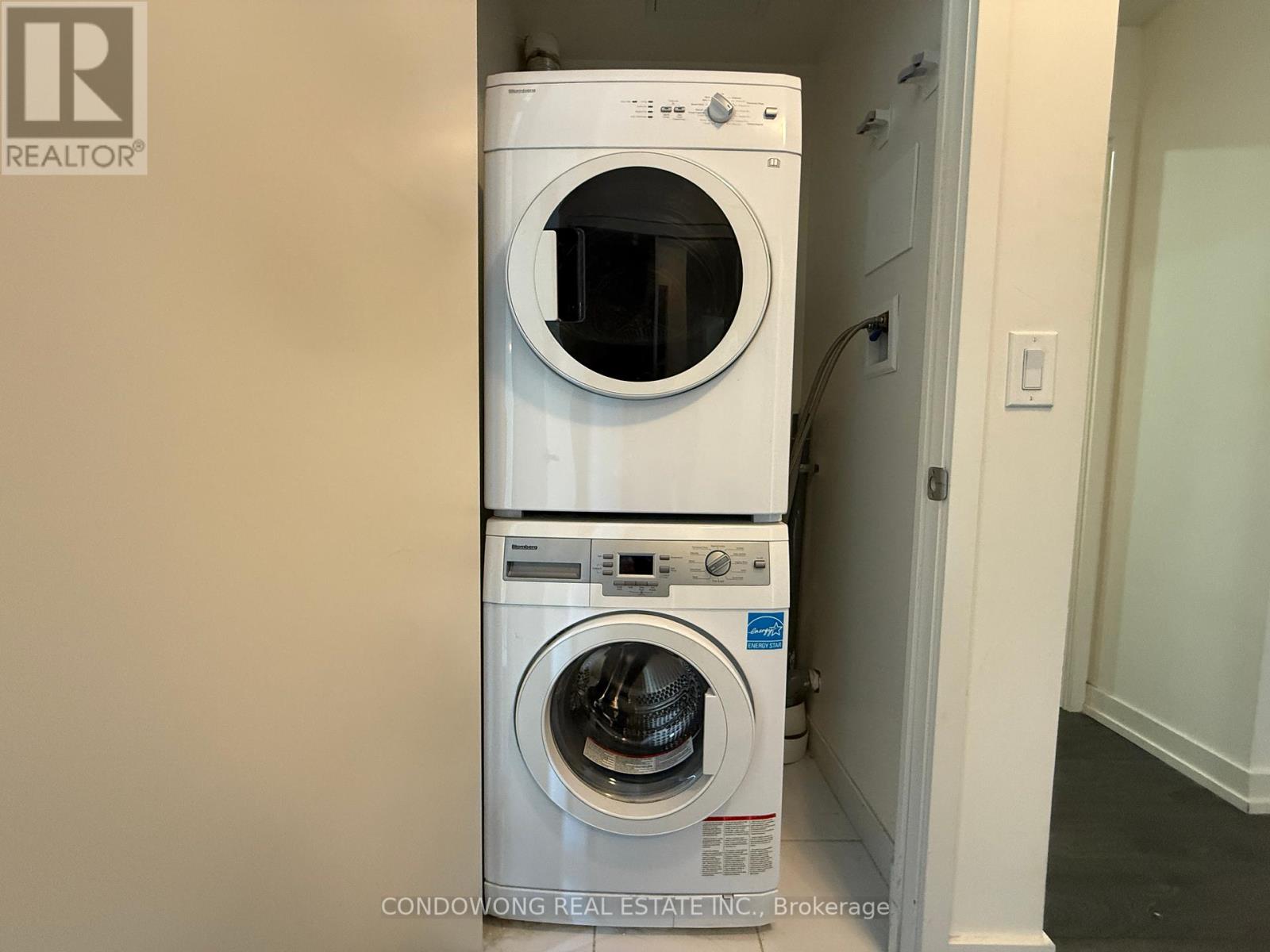 809 - 200 Sackville Street, Toronto, Ontario  M5A 0C4 - Photo 6 - C12204734