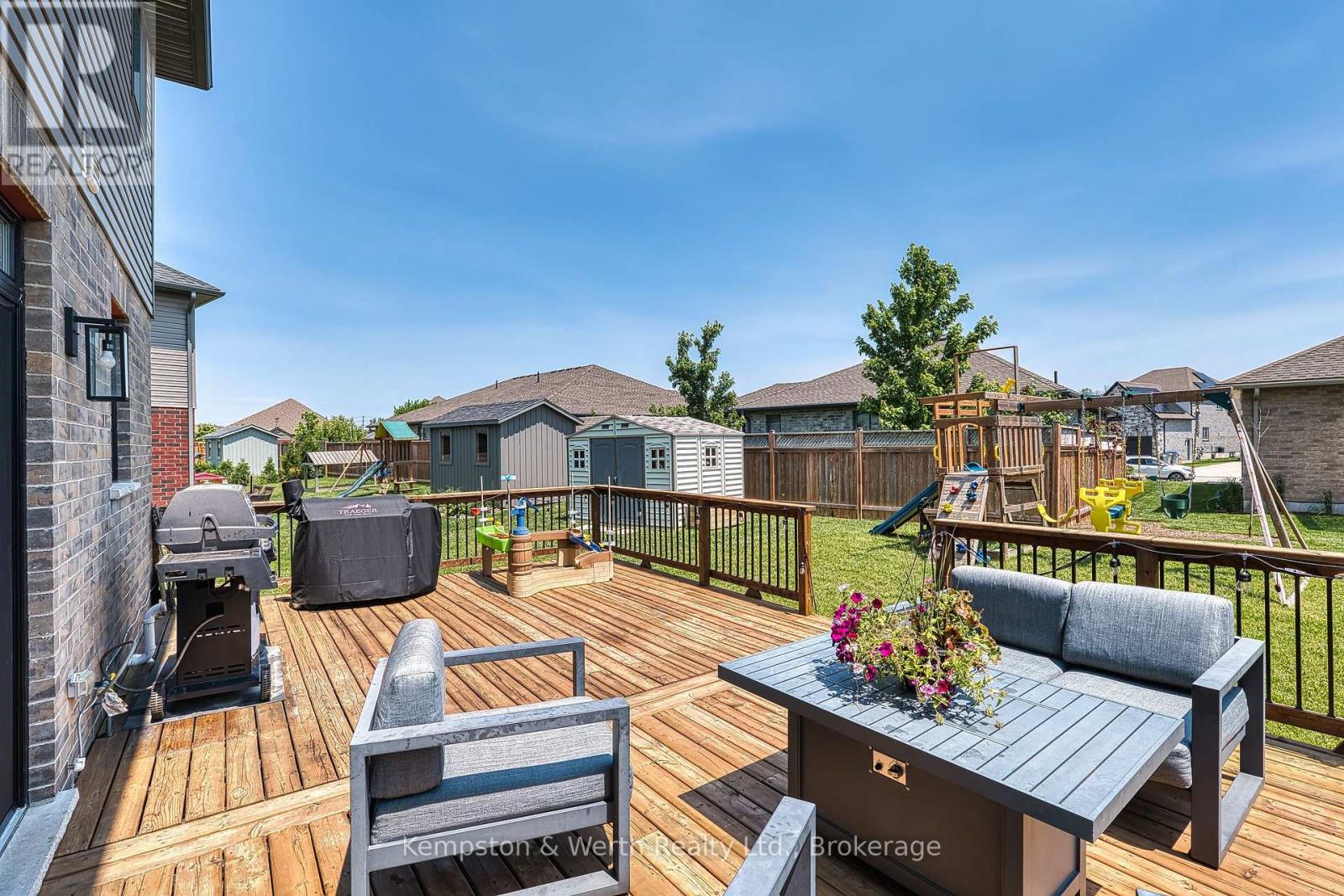 71 Forbes Crescent, North Perth, Ontario  N4W 0B8 - Photo 45 - X12220339
