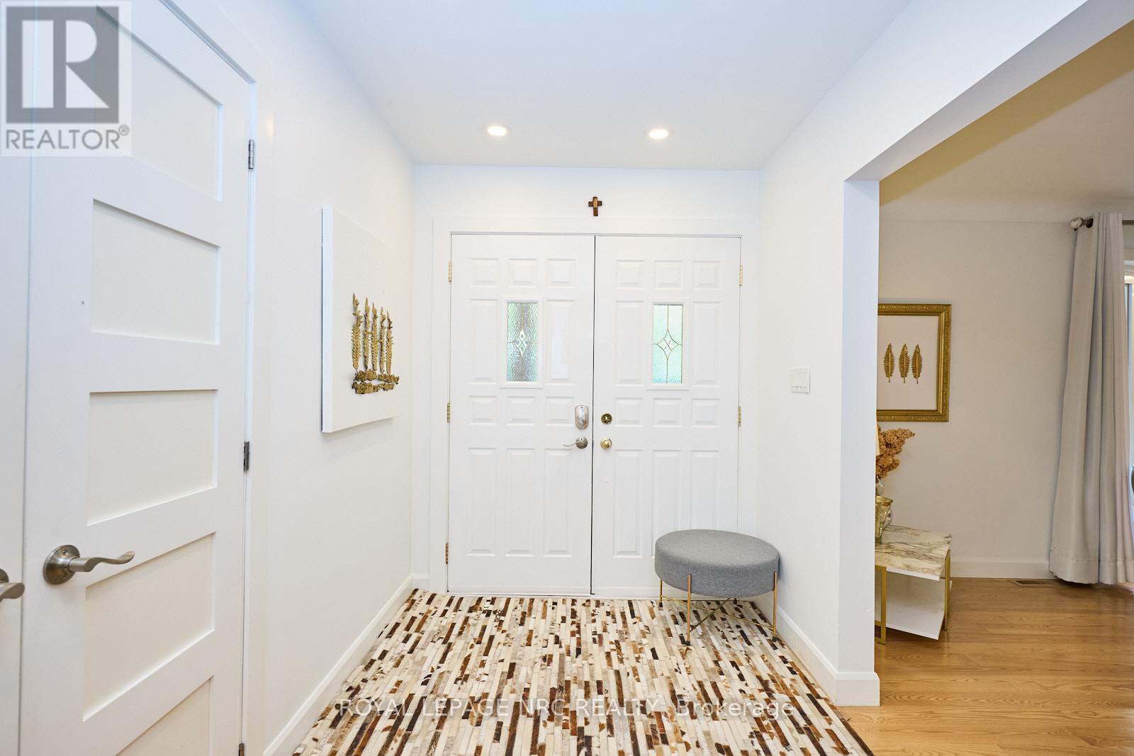 2834 Mcsherry Lane, Pelham (Fonthill), Ontario  L0S 1E6 - Photo 19 - X12217614