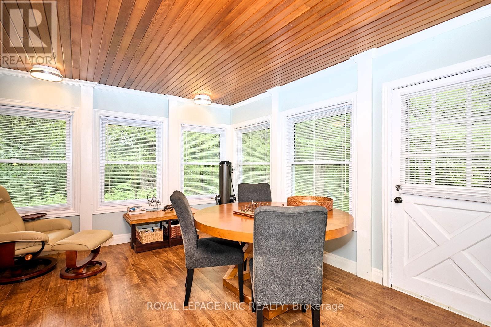 2834 Mcsherry Lane, Pelham (Fonthill), Ontario  L0S 1E6 - Photo 31 - X12217614