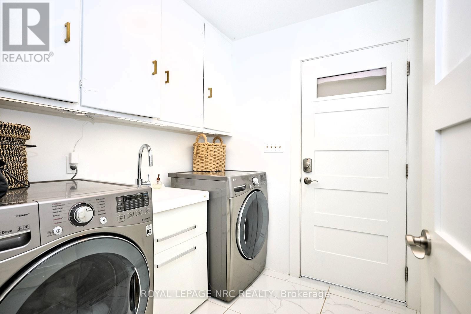 2834 Mcsherry Lane, Pelham (Fonthill), Ontario  L0S 1E6 - Photo 35 - X12217614