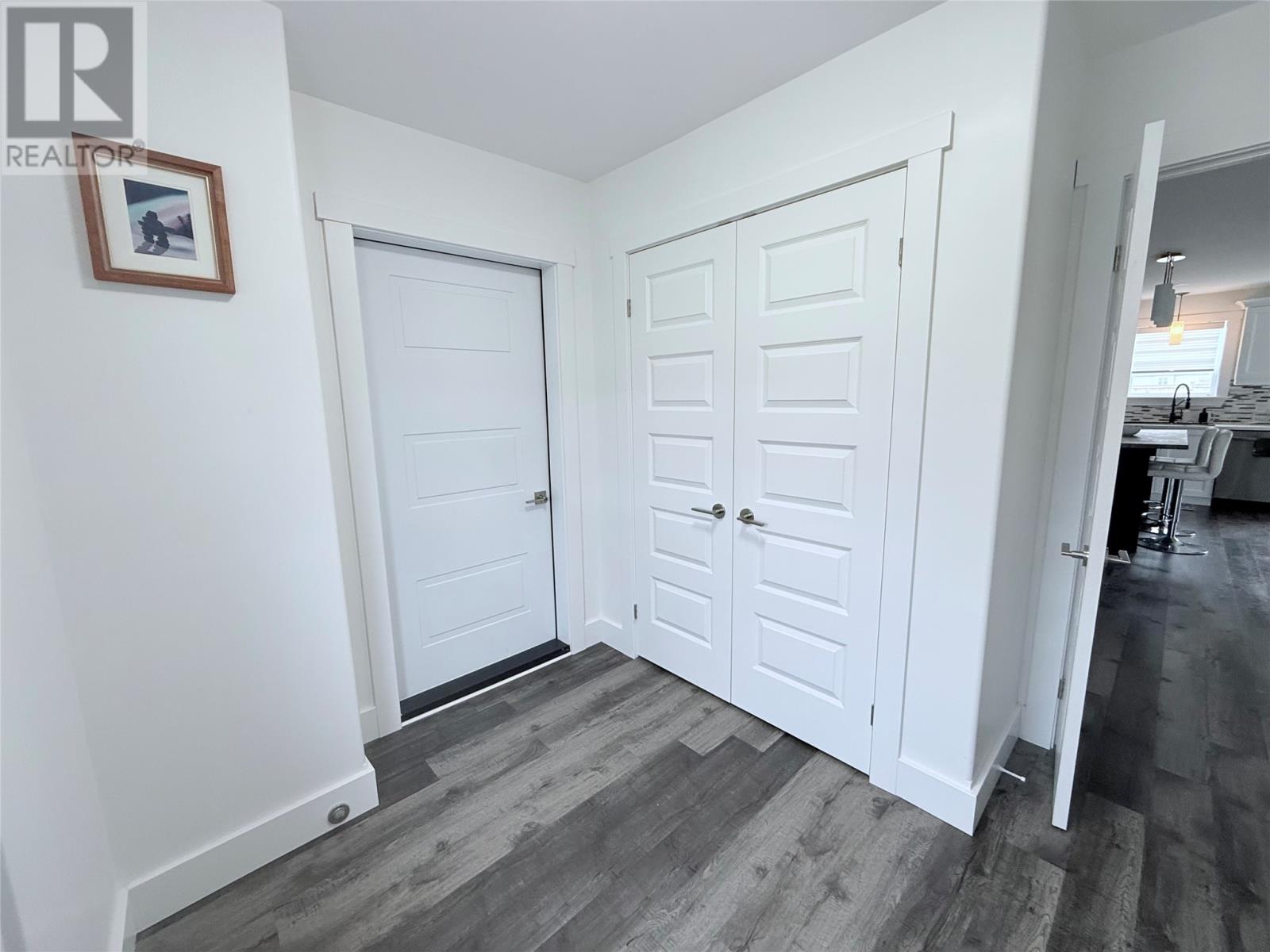 Property at 42 Murdoch Drive image 2