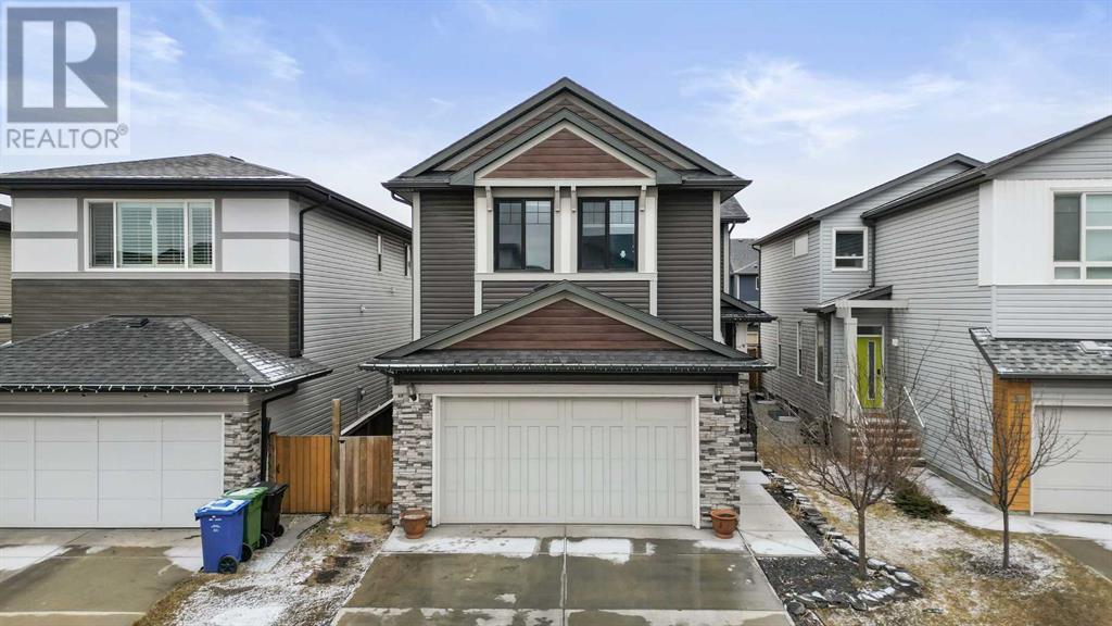Property at 55 Walgrove Link SE image 1
