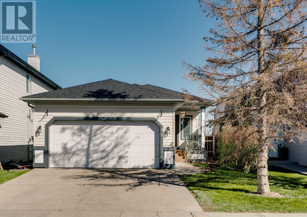 Property at 86 Harvest Creek Close NE image 1