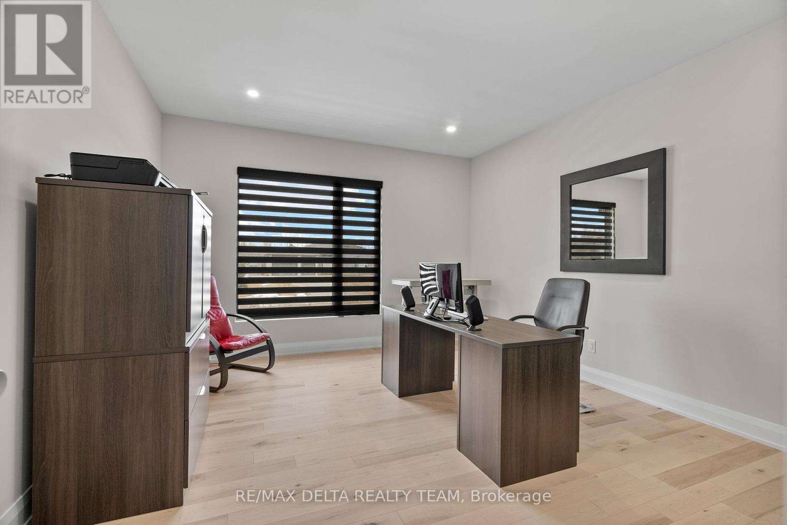 663 Ballycastle Crescent, Ottawa, Ontario  K1X 0A3 - Photo 23 - X12098036