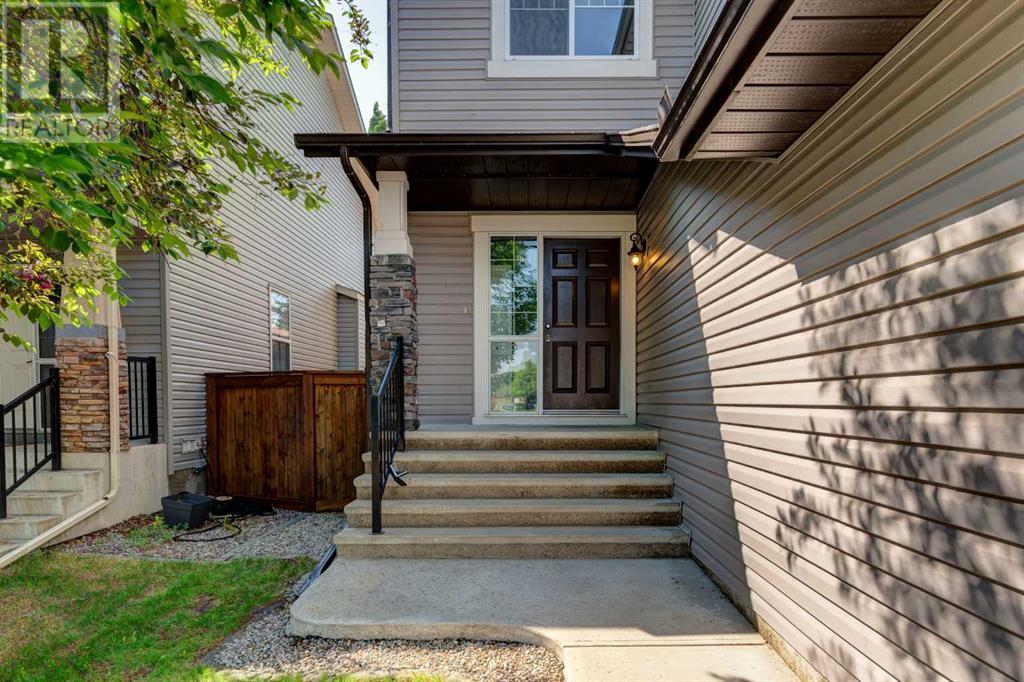 Property at 71 Chapman Green SE image 4