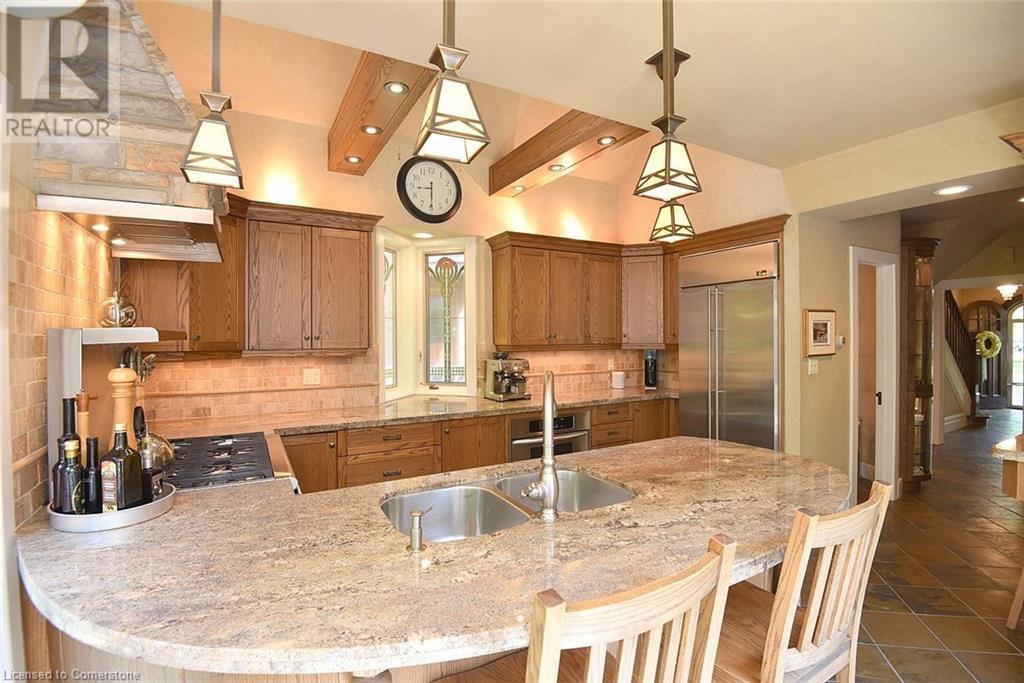 11 Oak Knoll Drive, Hamilton, Ontario  L8S 4C2 - Photo 12 - 40740763
