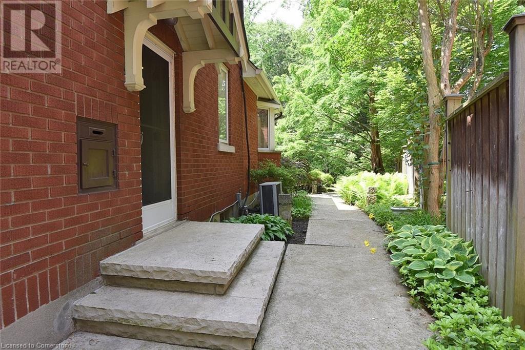 11 Oak Knoll Drive, Hamilton, Ontario  L8S 4C2 - Photo 46 - 40740763