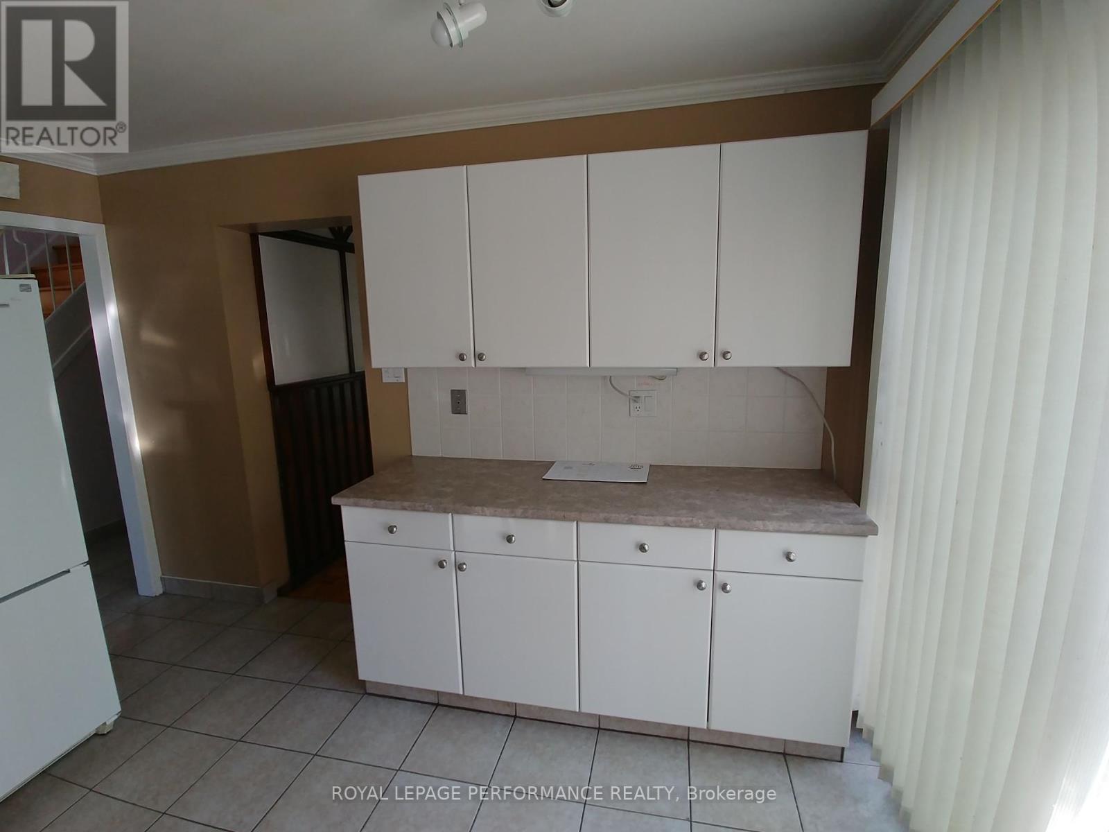 Property at 63 - 2063 JASMINE CRESCENT image 5