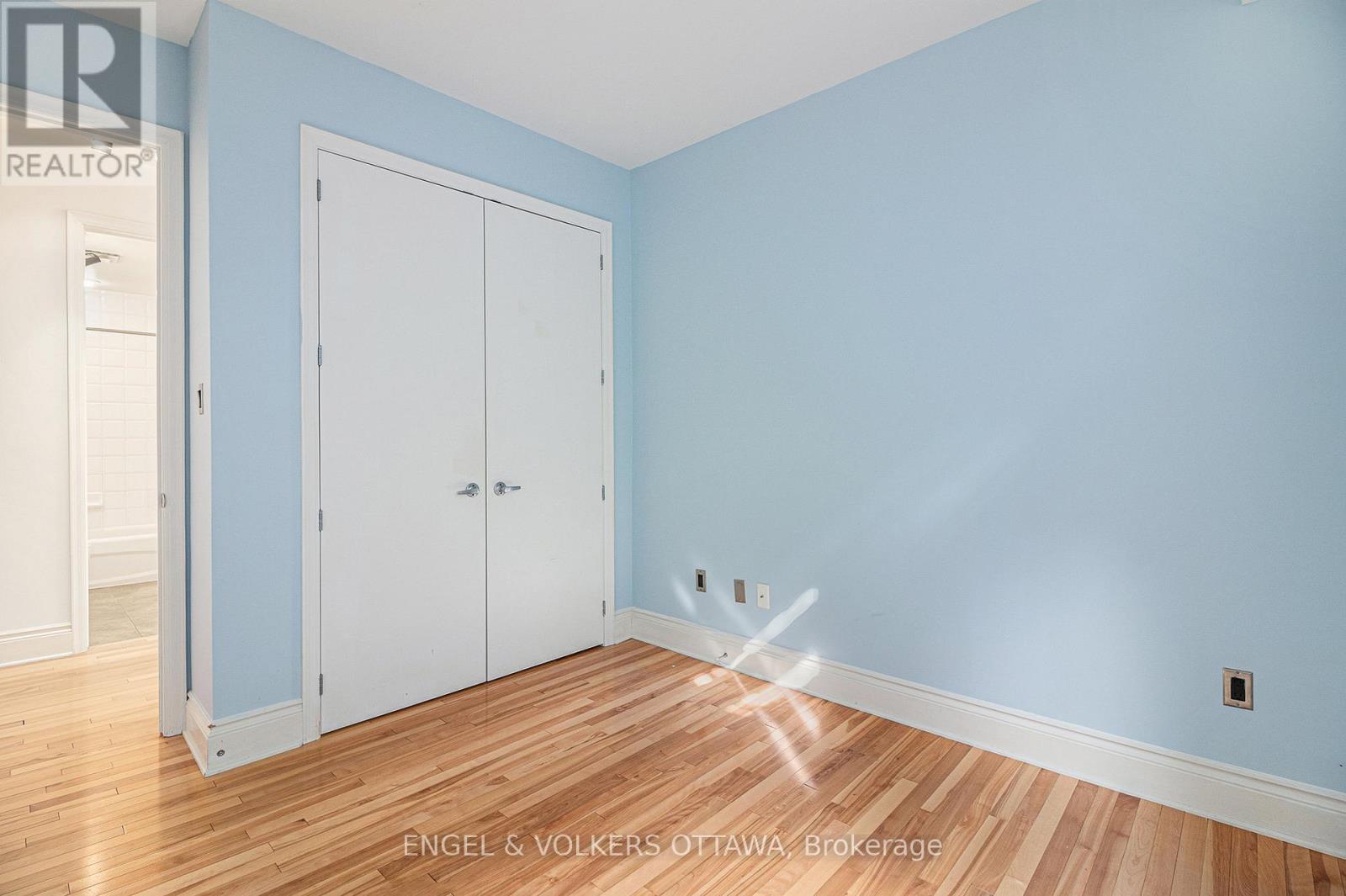 104 - 400 Mcleod Street, Ottawa, Ontario  K2P 1A6 - Photo 15 - X12220447