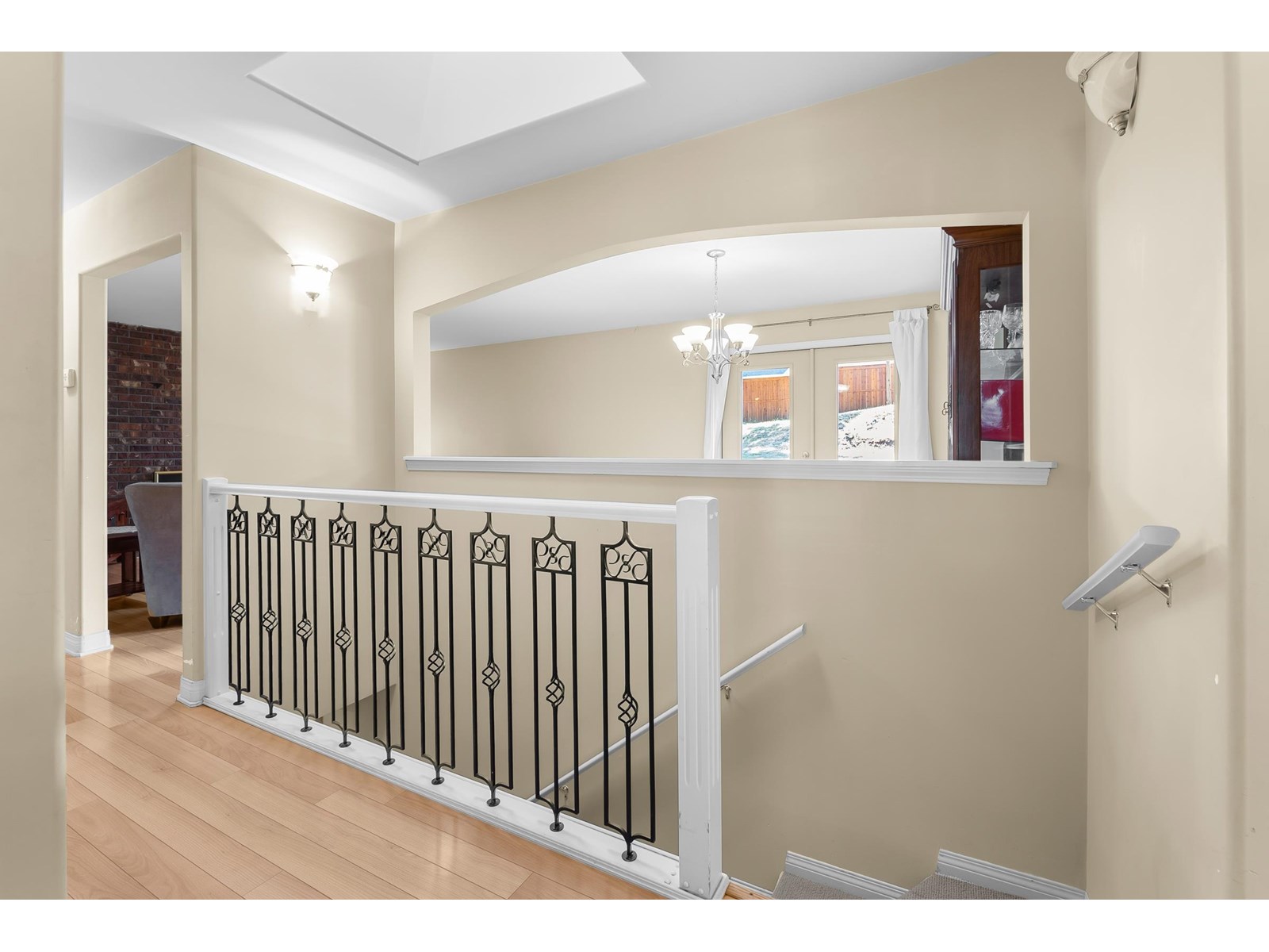 Property at 2478 HYATT PLACE image 3