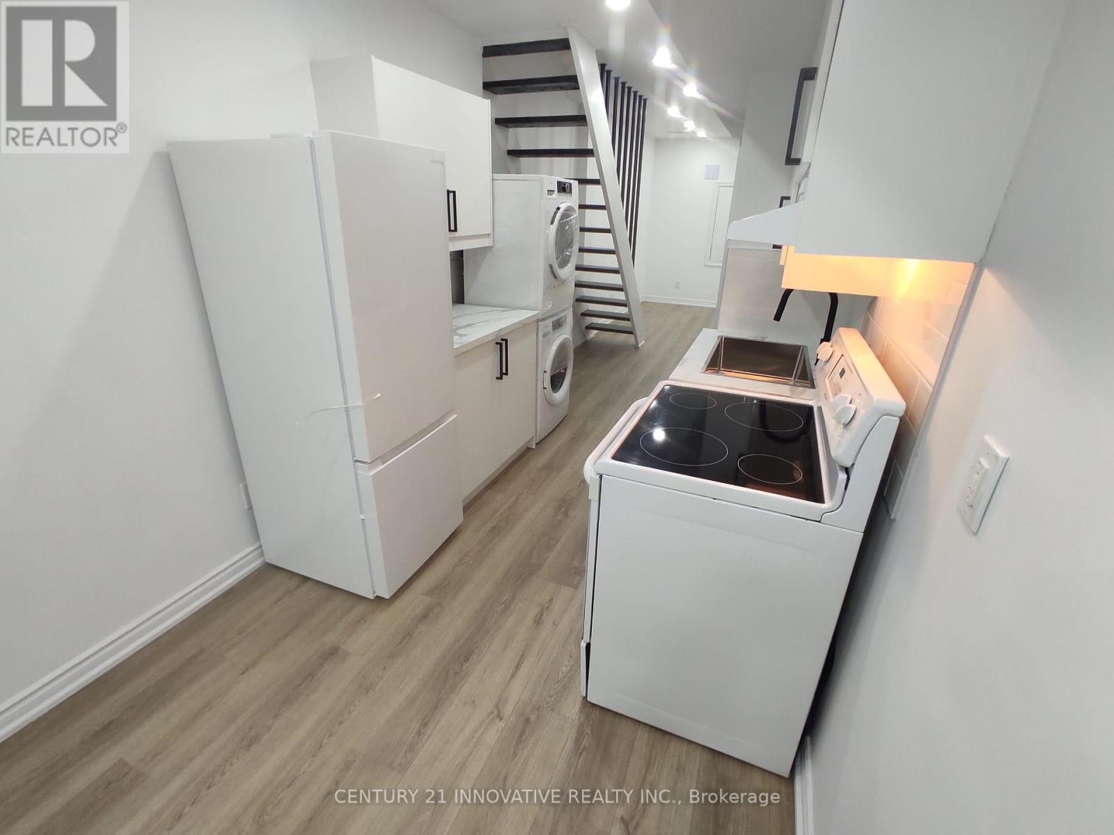 613 Dufferin Street, Toronto, Ontario  M6K 2B1 - Photo 18 - C12220343