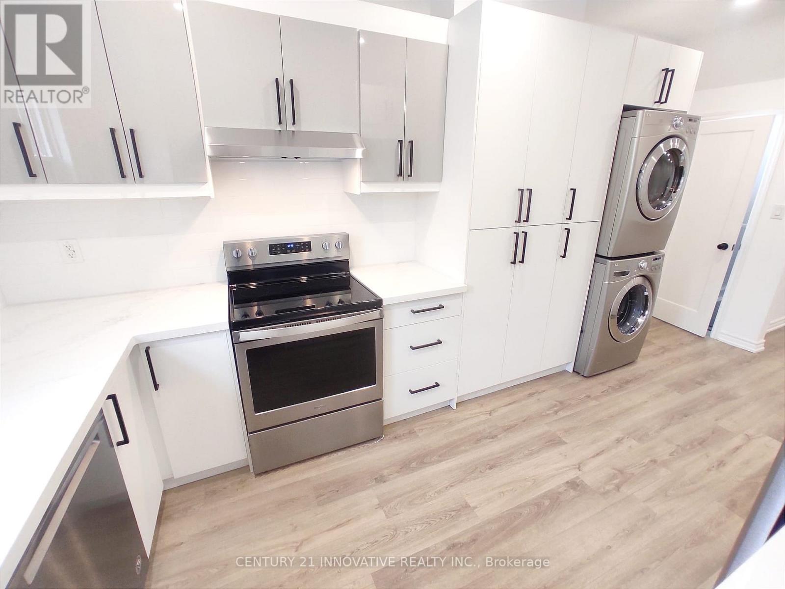 613 Dufferin Street, Toronto, Ontario  M6K 2B1 - Photo 7 - C12220343