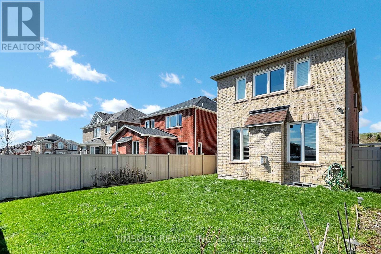 807 Langford Boulevard, Bradford West Gwillimbury, Ontario  L3Z 0K2 - Photo 30 - N12220348