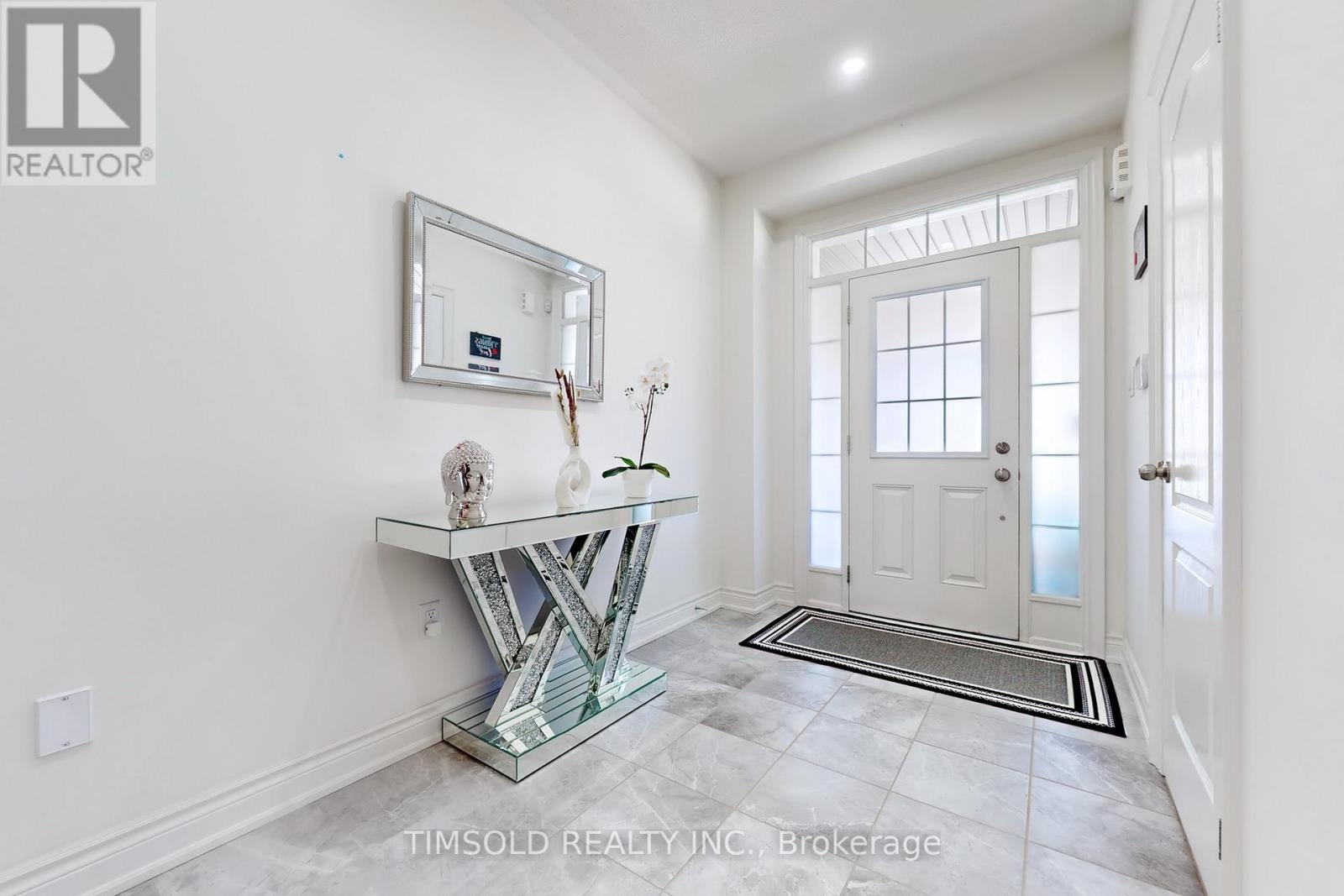 Property at 807 LANGFORD BOULEVARD image 4