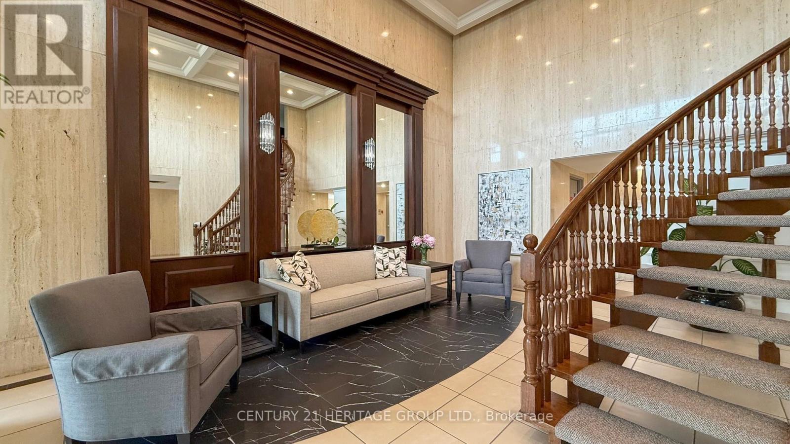 1212 - 8111 Yonge Street, Markham (Royal Orchard), Ontario L3T 4V9 - Photo 5 - N12220406