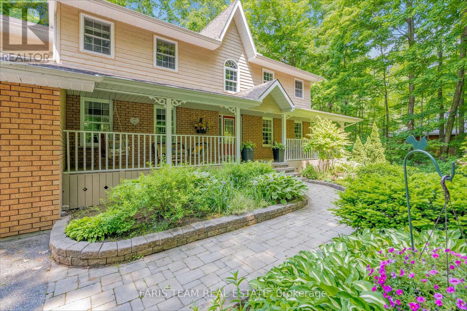 Property at 64 GOLDFINCH CRESCENT image 4
