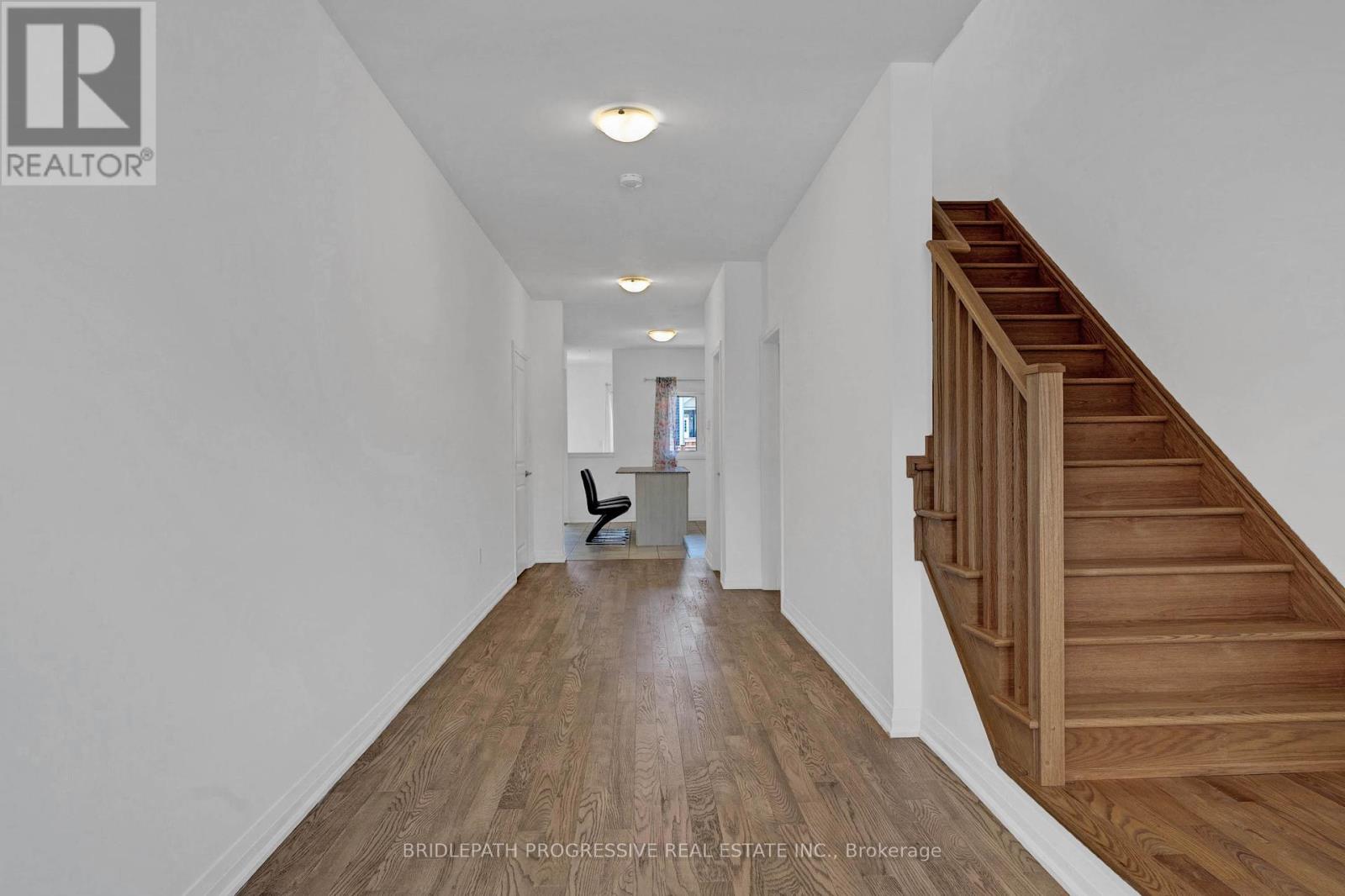 Property at 22 ALASKAN HEIGHTS image 4