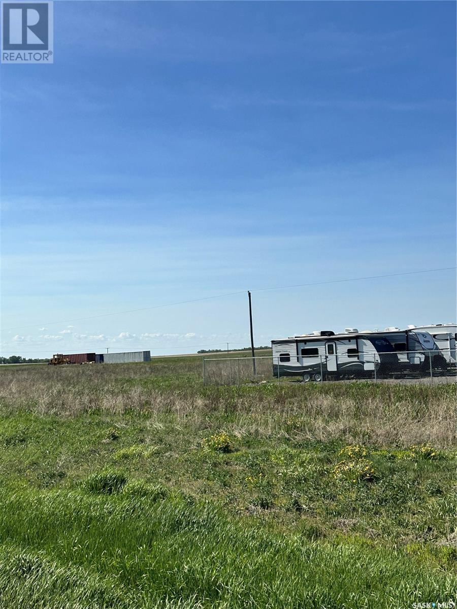 5 Acres on corner of Foxleigh Road and HWY 6, Lumsden Rm No. 189, Saskatchewan