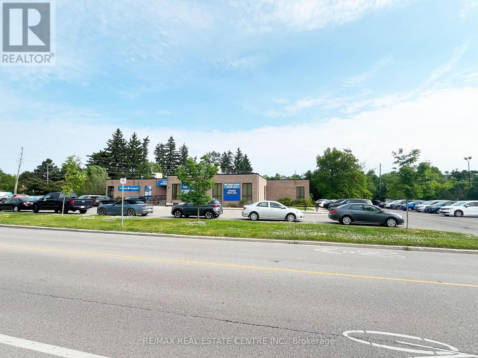 102 - 311 Commercial Street, Milton, Ontario  L9T 3Z9 - Photo 4 - W12220367