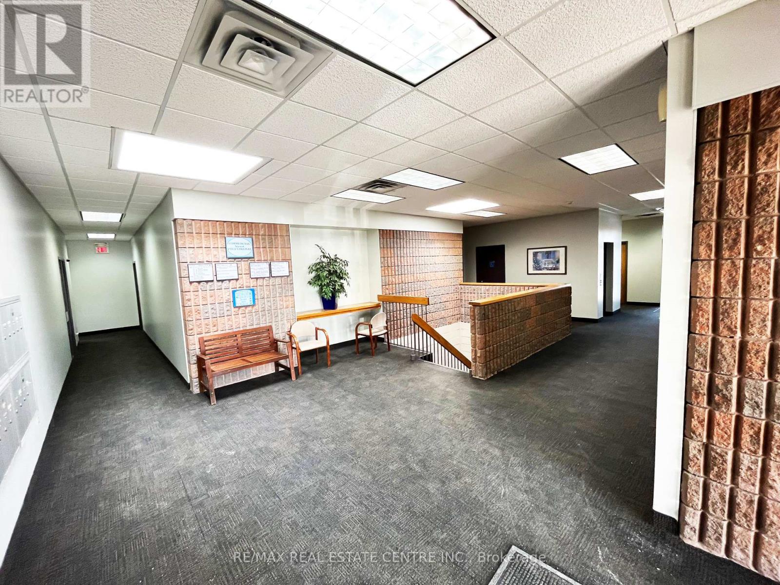 102 - 311 Commercial Street, Milton, Ontario  L9T 3Z9 - Photo 5 - W12220367