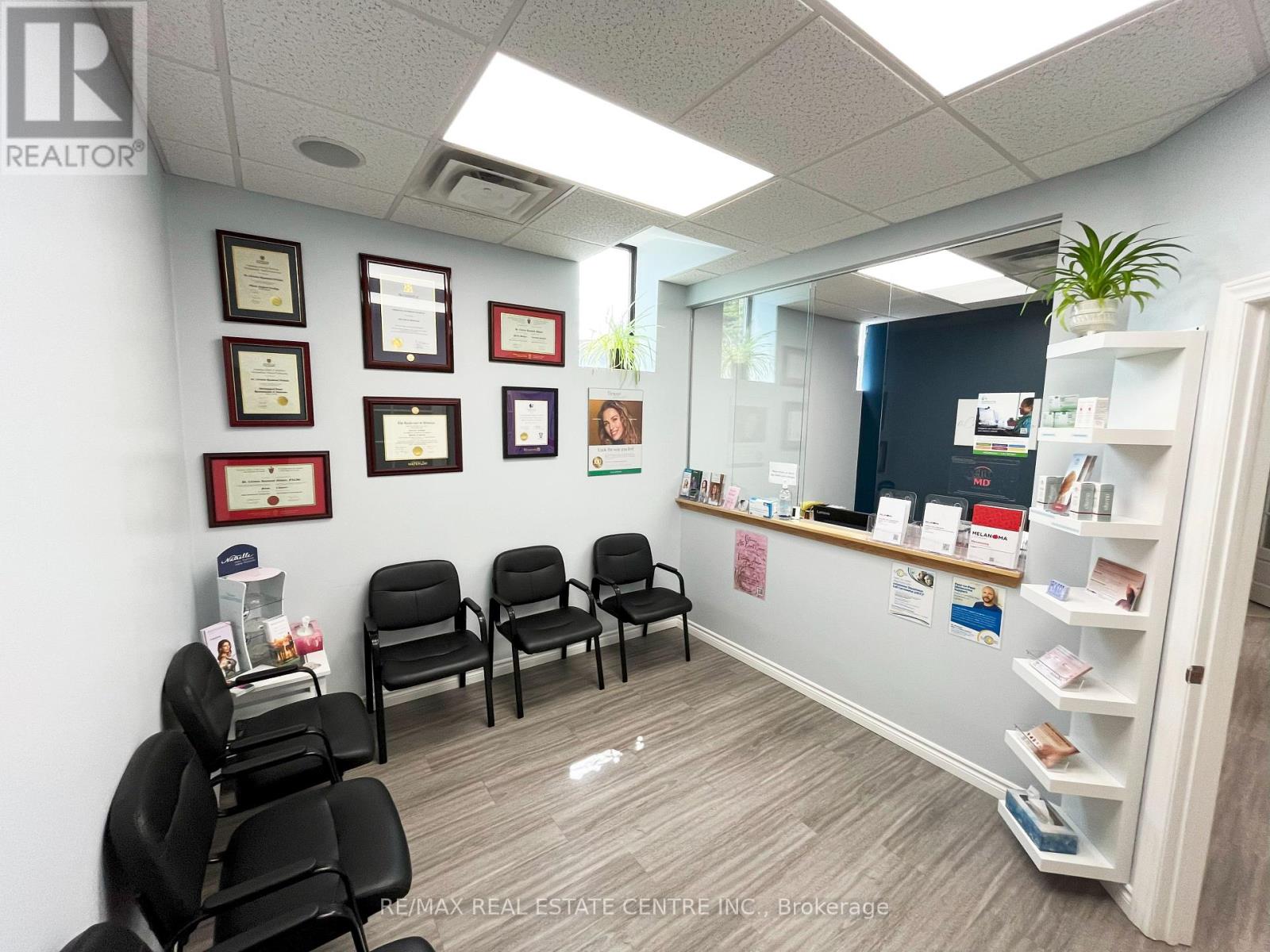 102 - 311 Commercial Street, Milton, Ontario  L9T 3Z9 - Photo 8 - W12220367