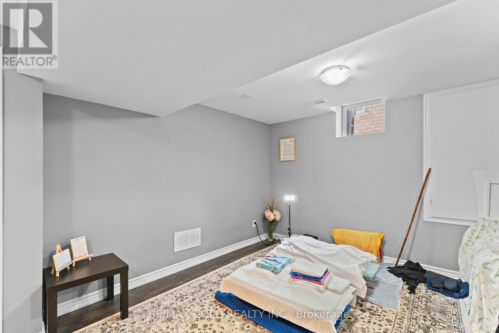 13 Footbridge Crescent, Brampton (Sandringham-Wellington), Ontario  L6R 0K5 - Photo 36 - W12220468