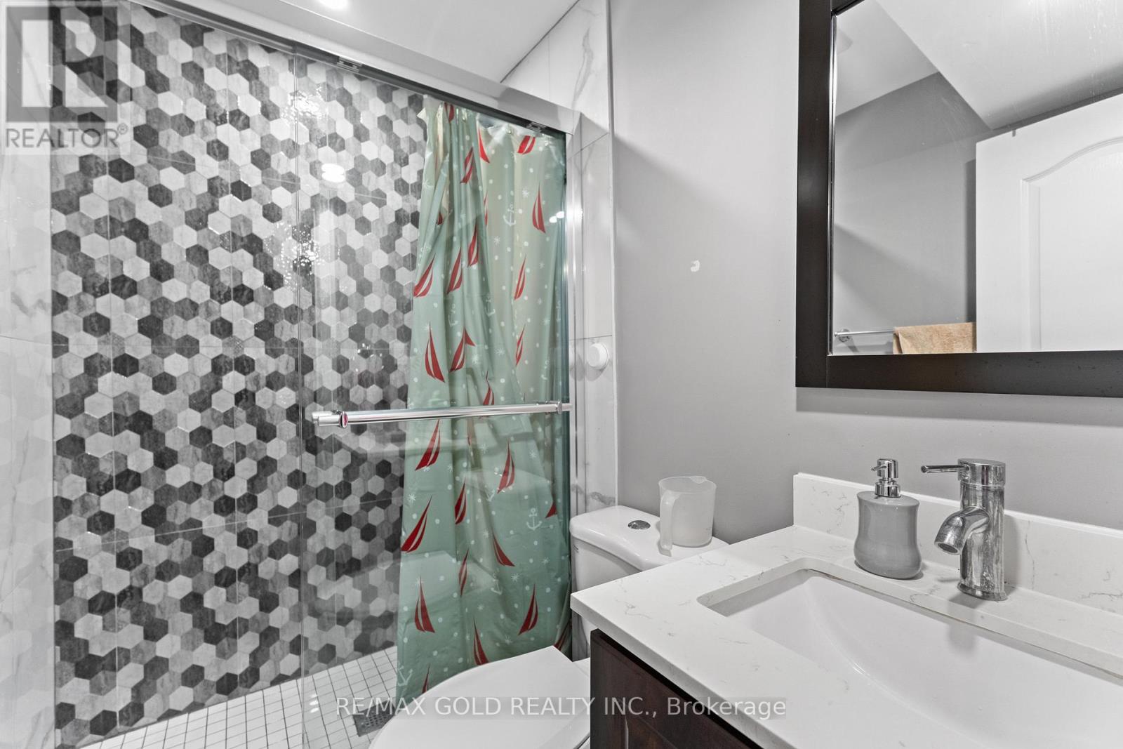13 Footbridge Crescent, Brampton (Sandringham-Wellington), Ontario  L6R 0K5 - Photo 44 - W12220468