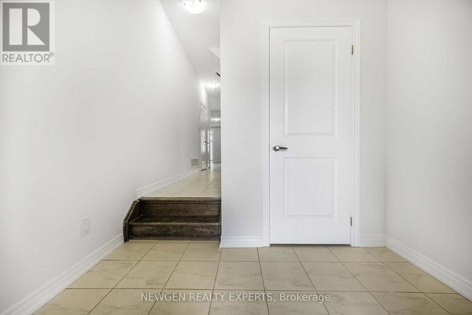 Property at 9 STONEHILL AVENUE image 3