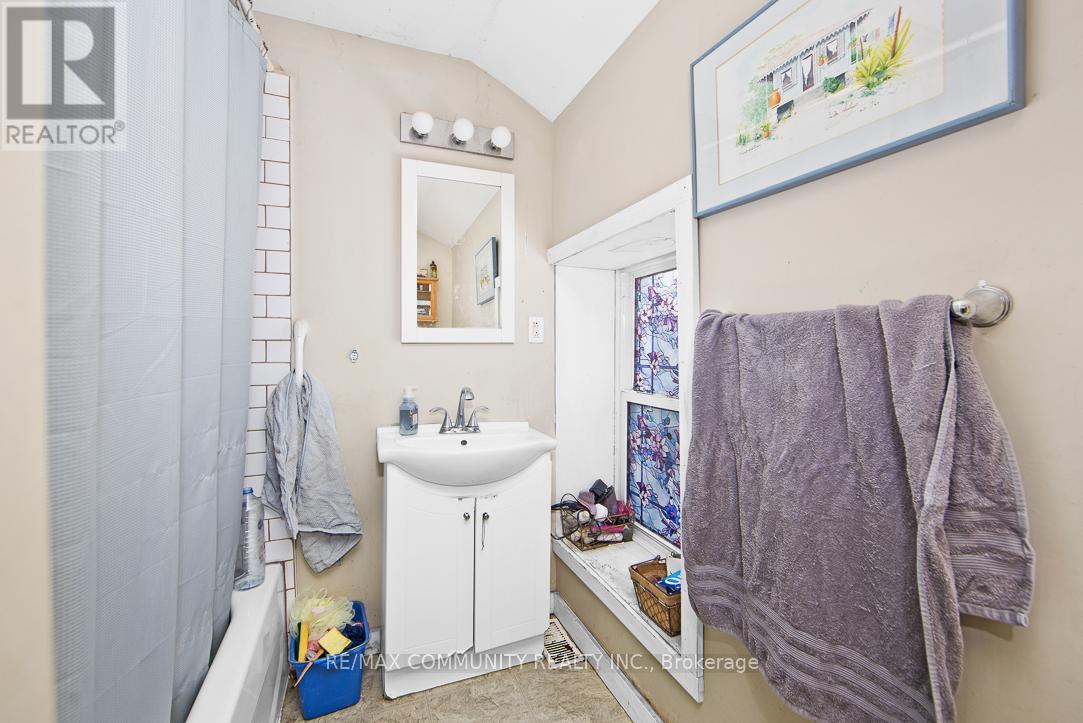 81-83 Moira Street W, Belleville, Ontario  K8P 1S7 - Photo 27 - X12220392