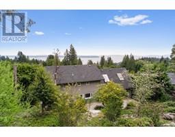 4607 WOODGREEN DRIVE, West Vancouver, British Columbia