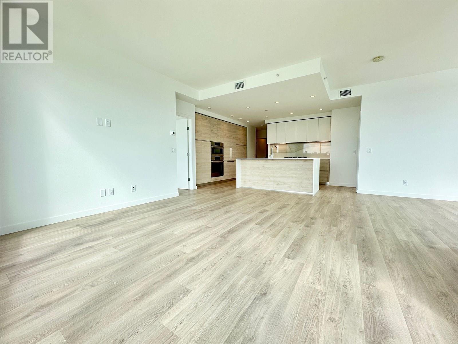 660 QUAYSIDE DRIVE, new westminster, British Columbia V3M0P1