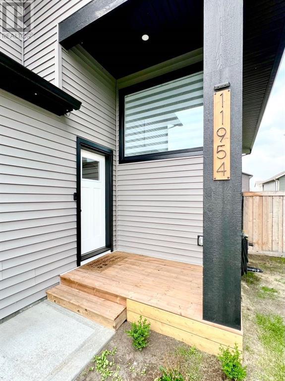 Property at 11954 79 Avenue image 3