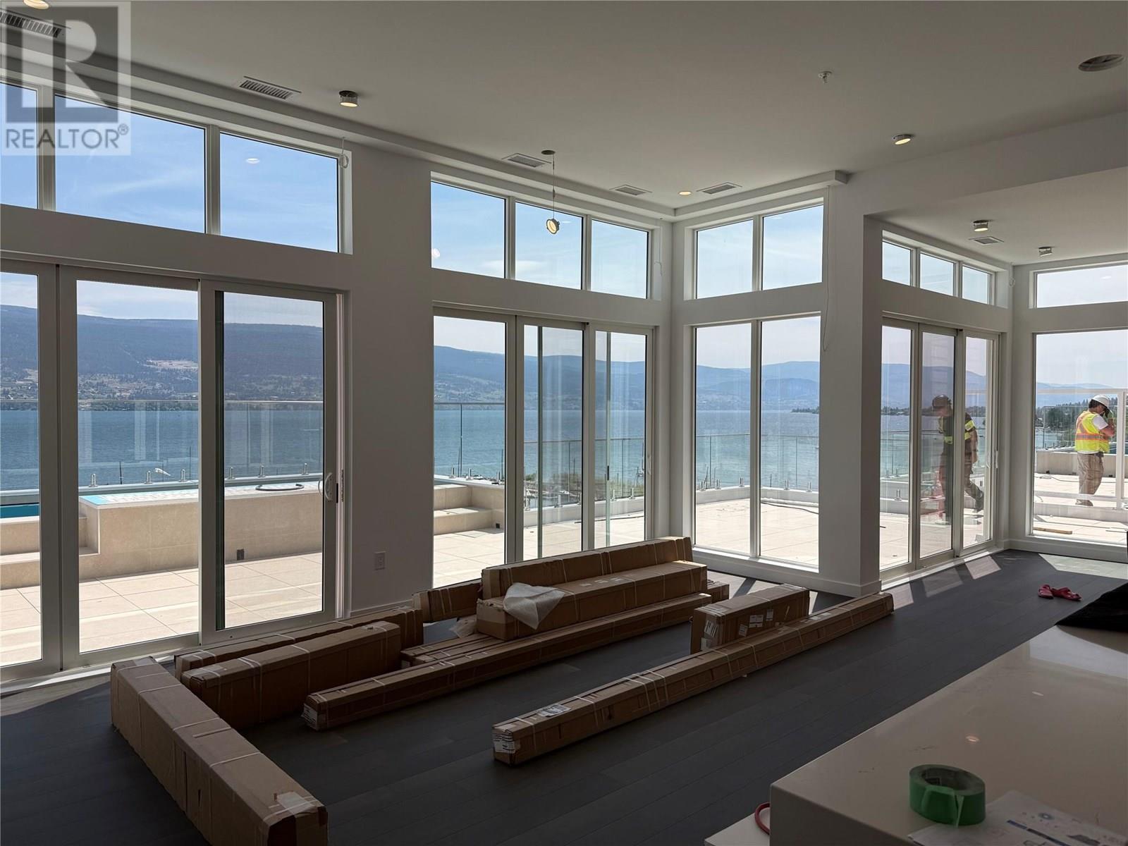 13415 Lakeshore Drive S Unit# PH2 (602), summerland, British Columbia V0H1Z1