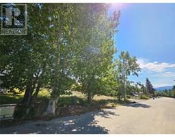 1707 3rd Avenue, invermere, British Columbia