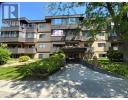 740 Winnipeg Street Unit# 104, penticton, British Columbia