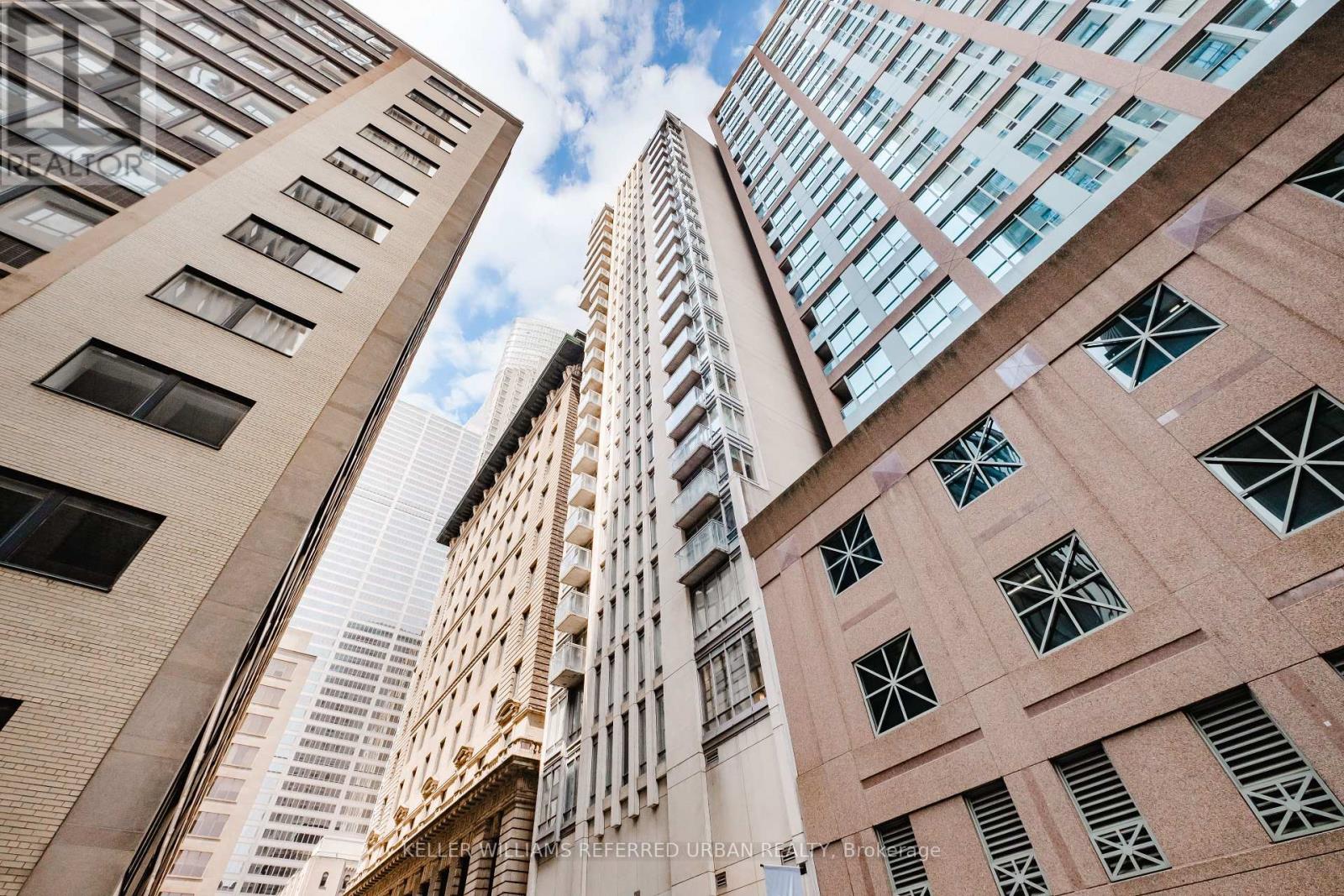 2505 - 8 COLBORNE STREET, Toronto, Ontario