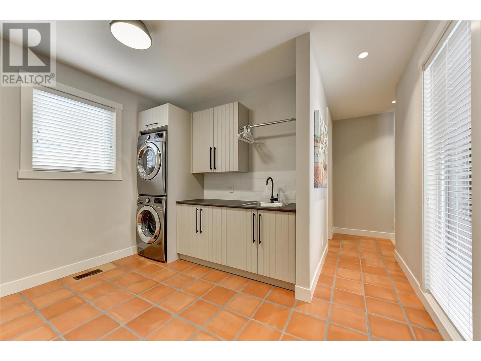 773 Barnaby Road, Kelowna, British Columbia  V1W 4N9 - Photo 46 - 10336906