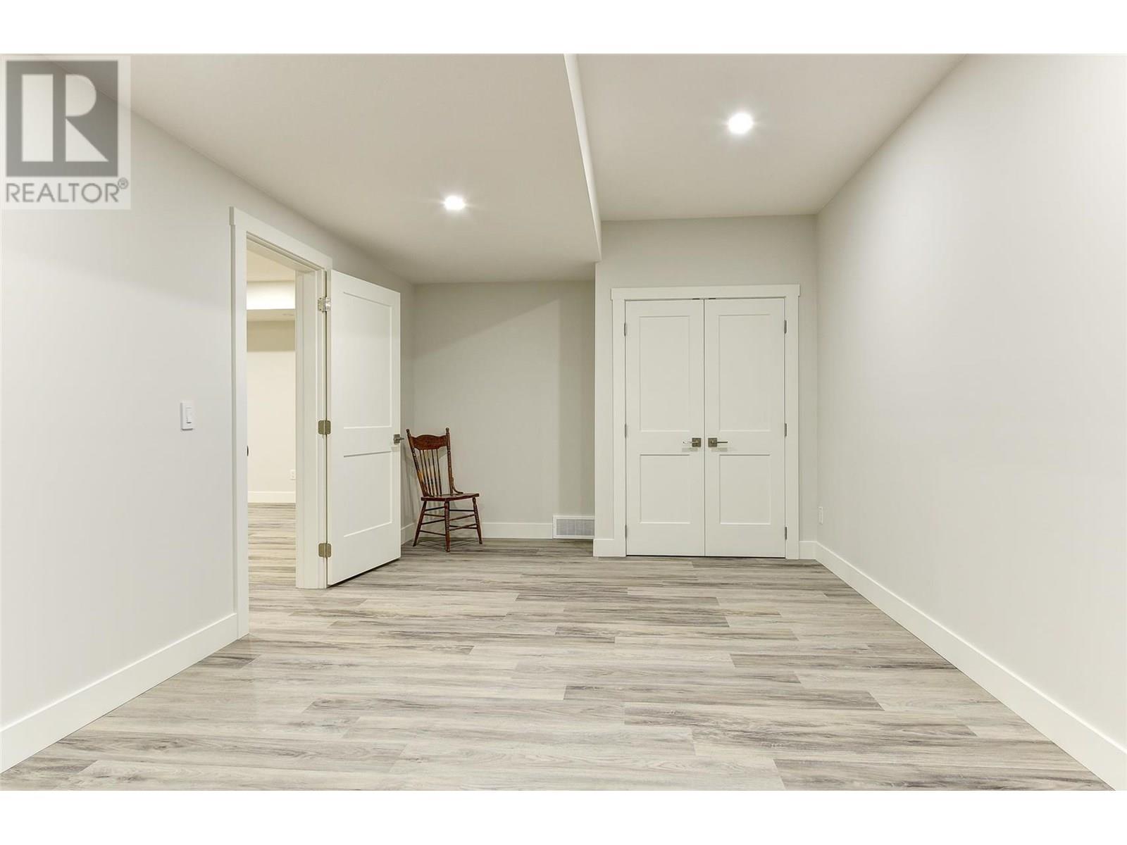 773 Barnaby Road, Kelowna, British Columbia  V1W 4N9 - Photo 39 - 10336906