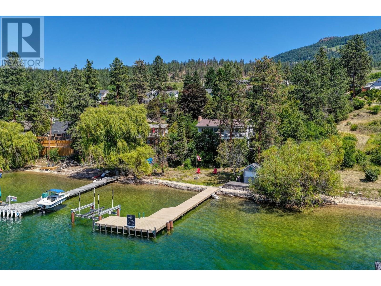 Property at 17110 Coral Beach Road image 1