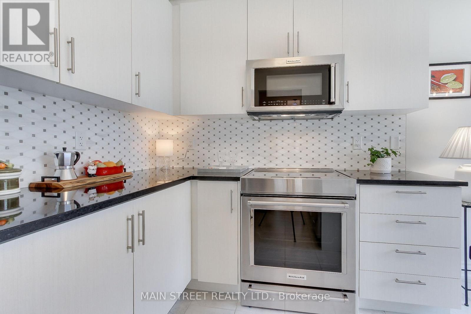 58 Sharonview Crescent, East Gwillimbury, Ontario  L9N 0S5 - Photo 10 - N12218933