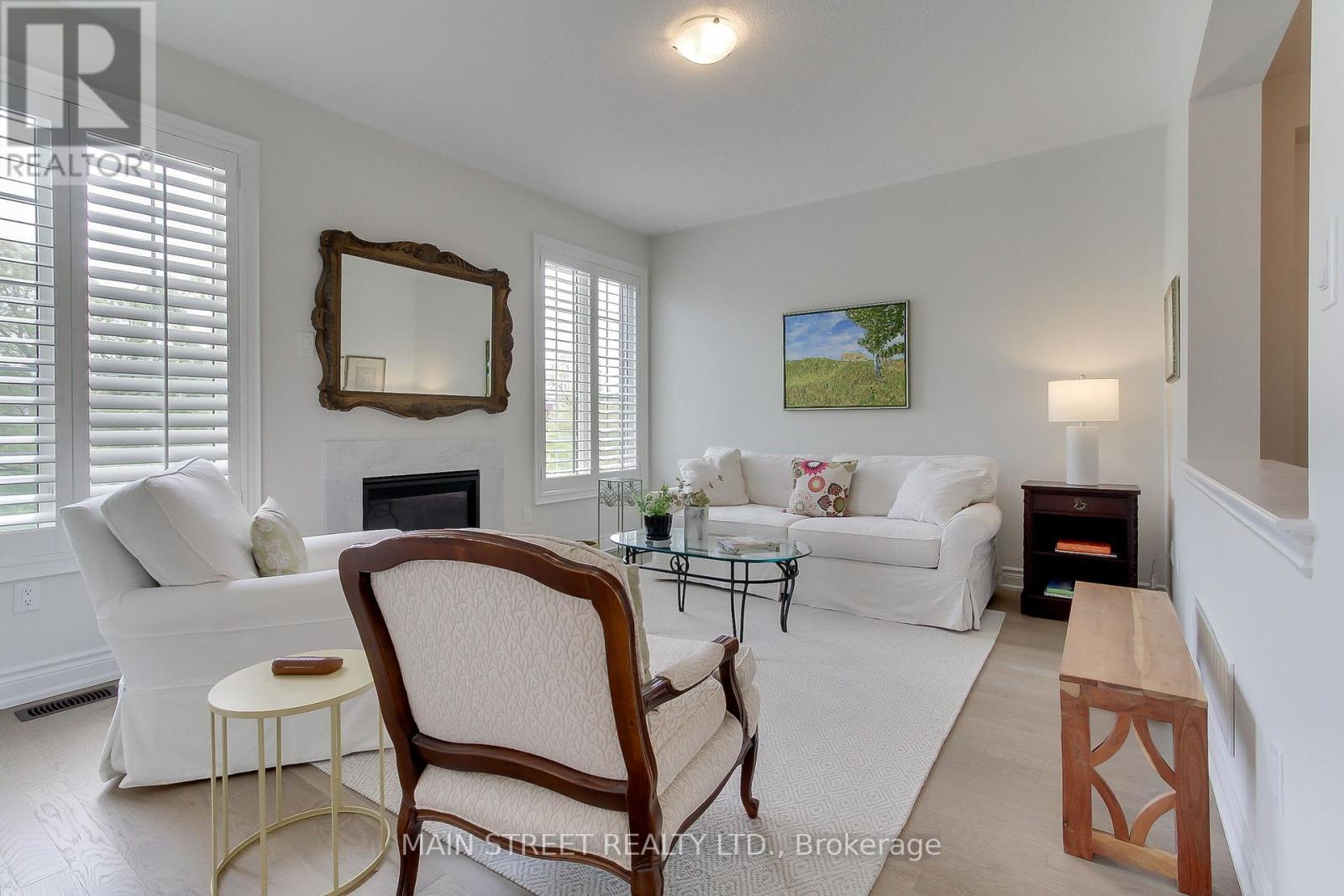 58 Sharonview Crescent, East Gwillimbury, Ontario  L9N 0S5 - Photo 14 - N12218933