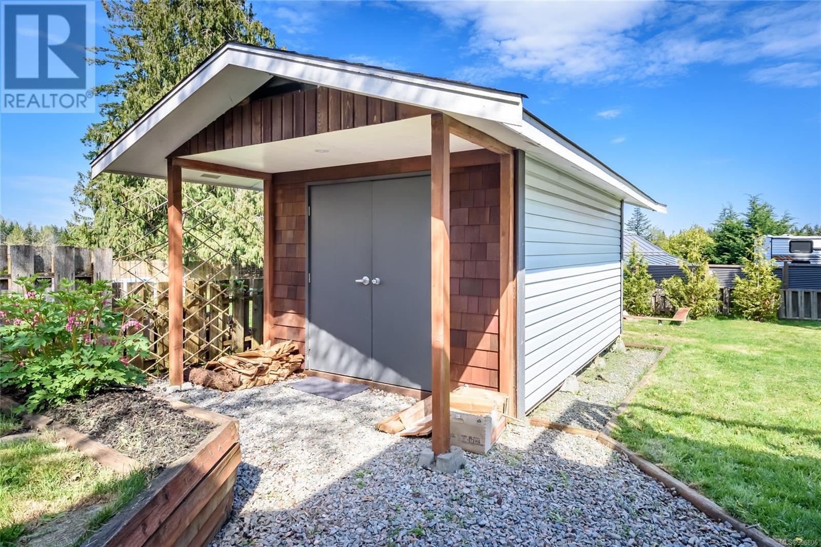 3352 Second St, Cumberland, British Columbia  V0R 1S0 - Photo 21 - 996806