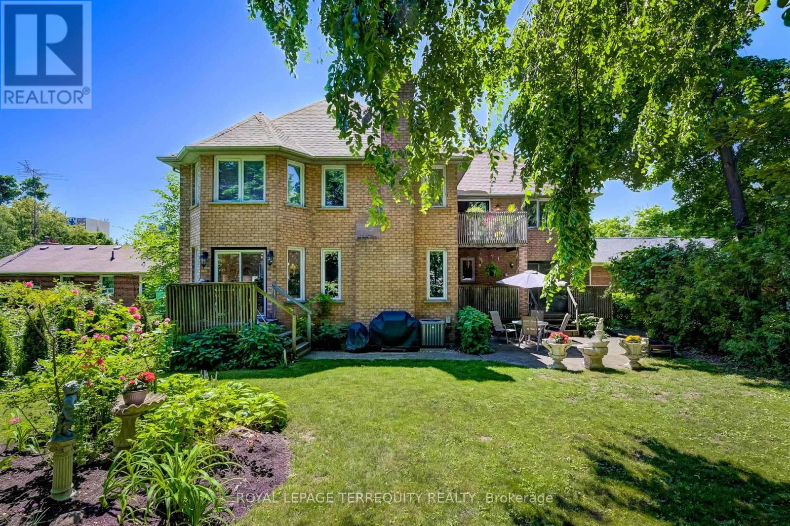 11 Blaketon Road, Toronto, Ontario  M9B 4V8 - Photo 31 - W12160258