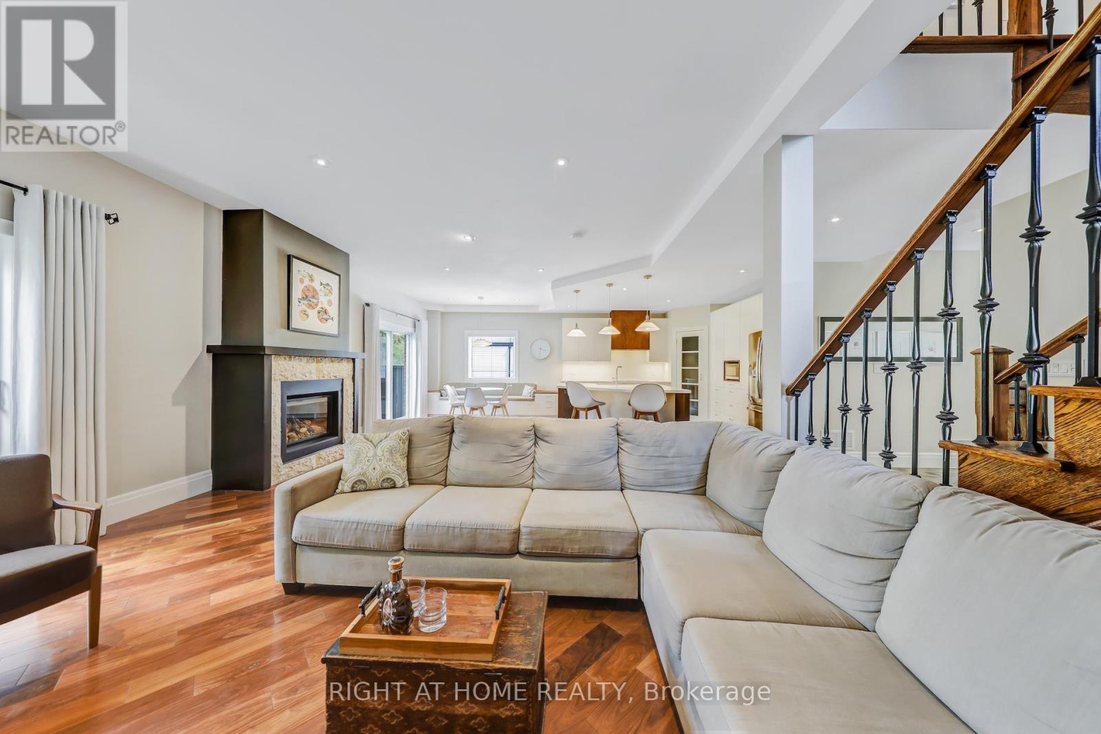 921 Aviation Road, Mississauga, Ontario  L5G 4H8 - Photo 26 - W12209849