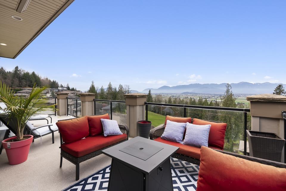 Property at 125 51075 FALLS COURT image 1