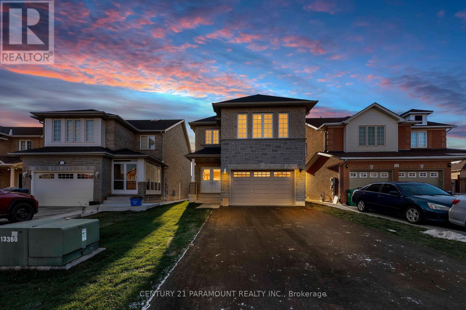 12 HEFFERON COURT, Brampton, Ontario