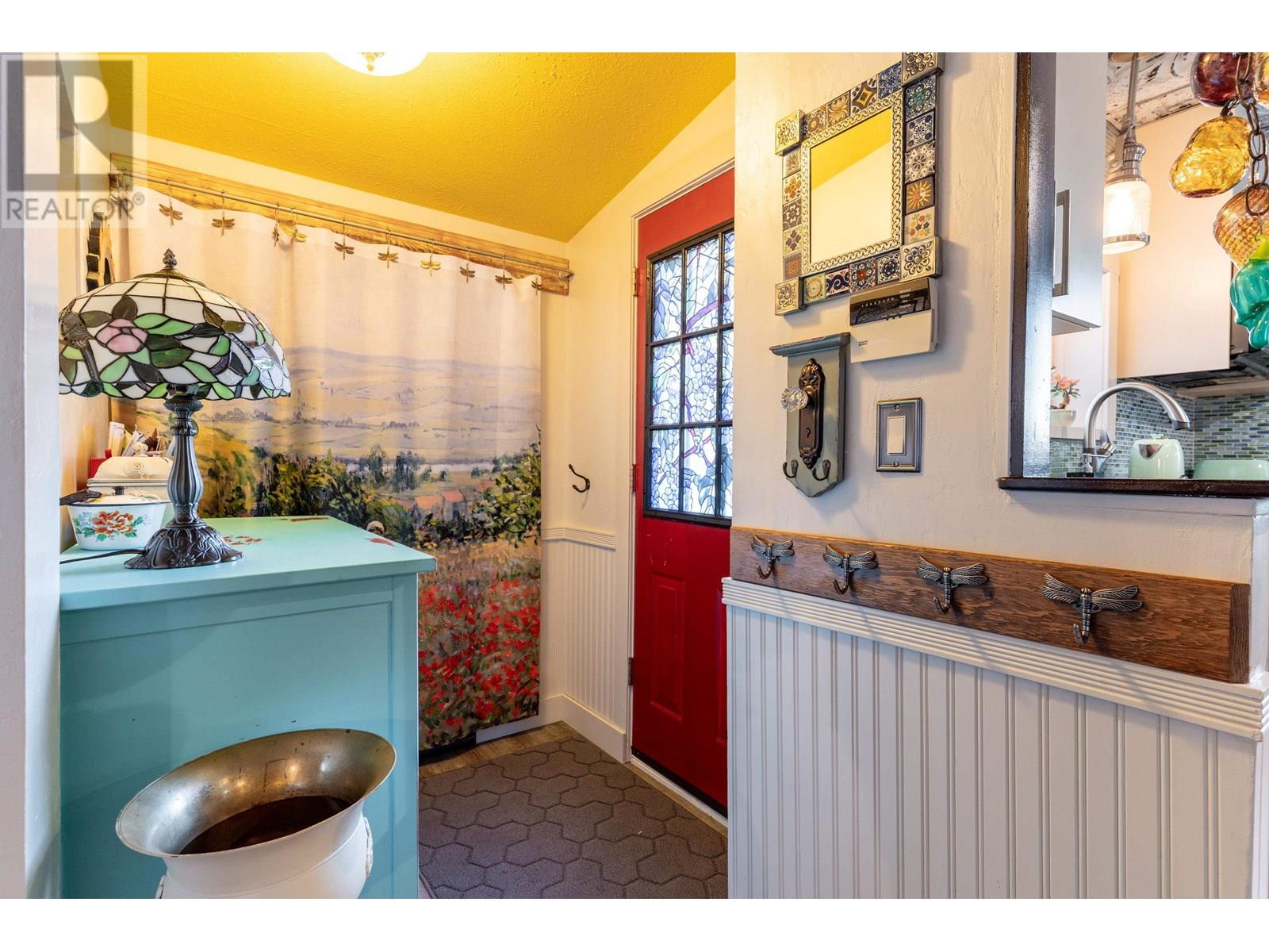 Property at 2212 BROOKMOUNT AVENUE image 2
