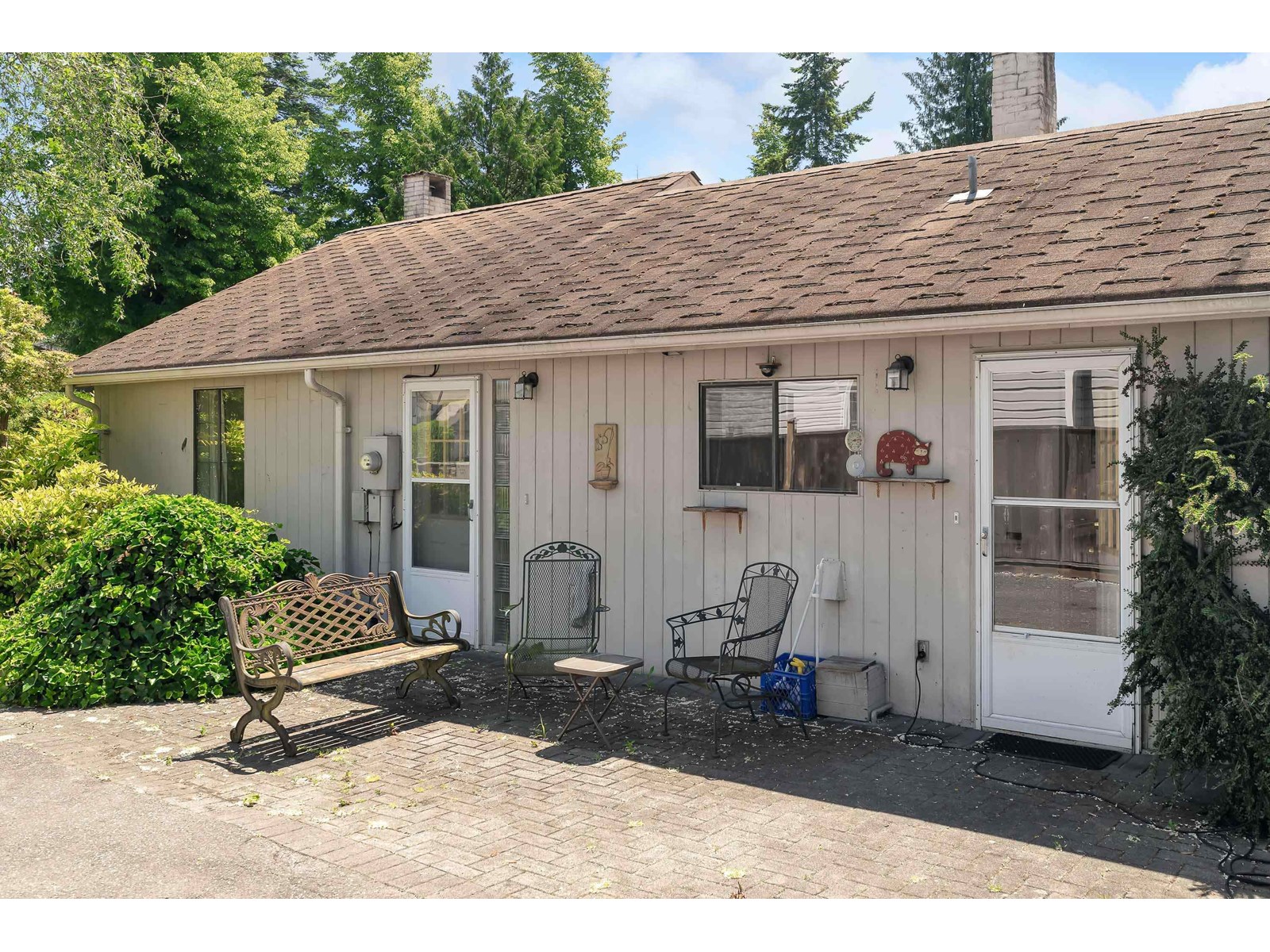 Property at 6069 188 STREET image 3