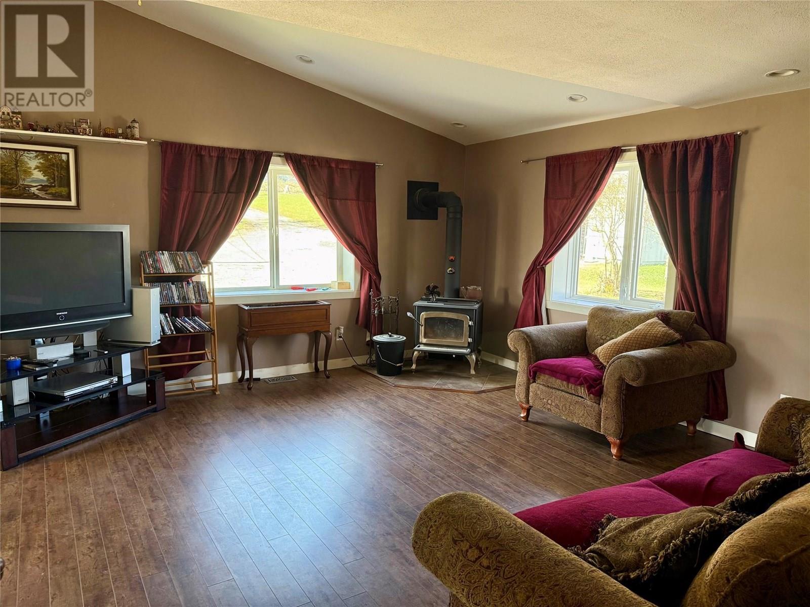 2000 3/95 Highway, Cranbrook, British Columbia  V1C 6X9 - Photo 8 - 2479349